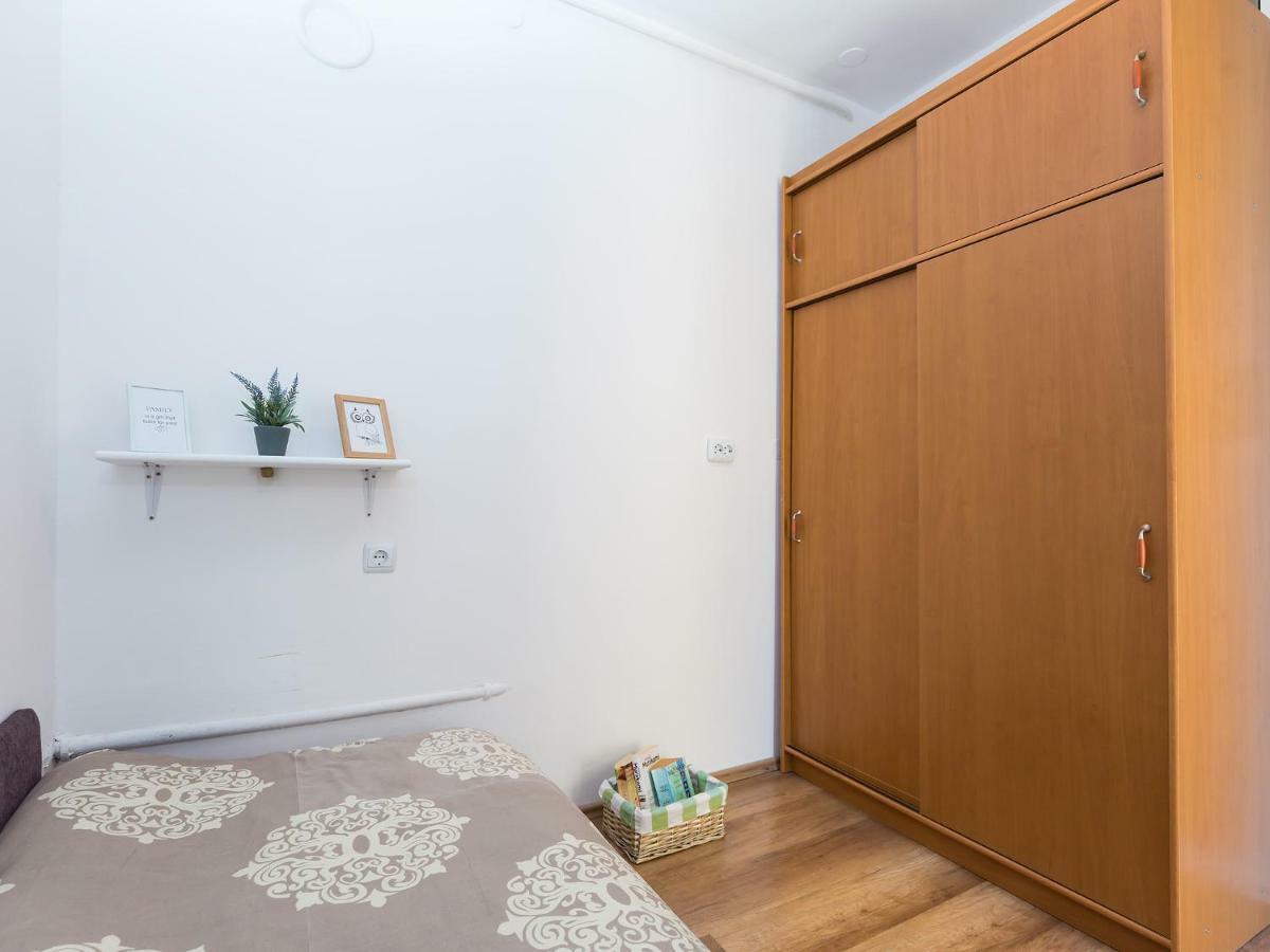 Apartment Lory'S Place 普拉 外观 照片