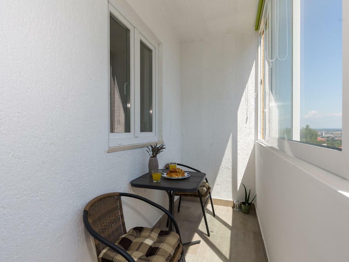 Apartment Lory'S Place 普拉 外观 照片